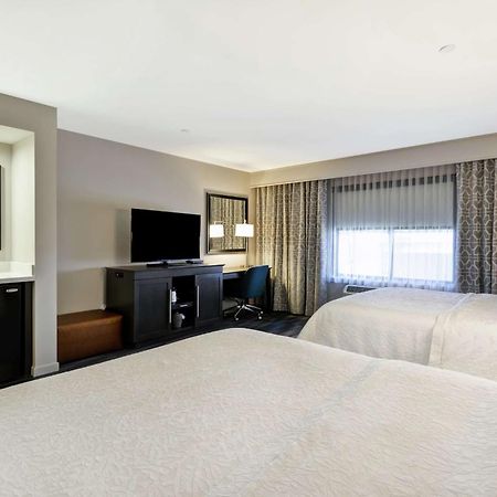 Hampton Inn & Suites Los Angeles Burbank Airport Екстер'єр фото
