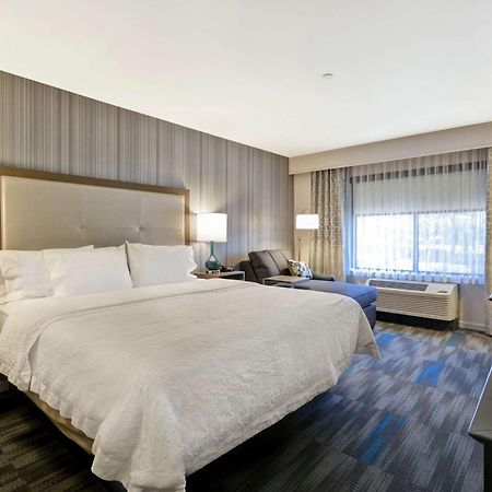 Hampton Inn & Suites Los Angeles Burbank Airport Екстер'єр фото