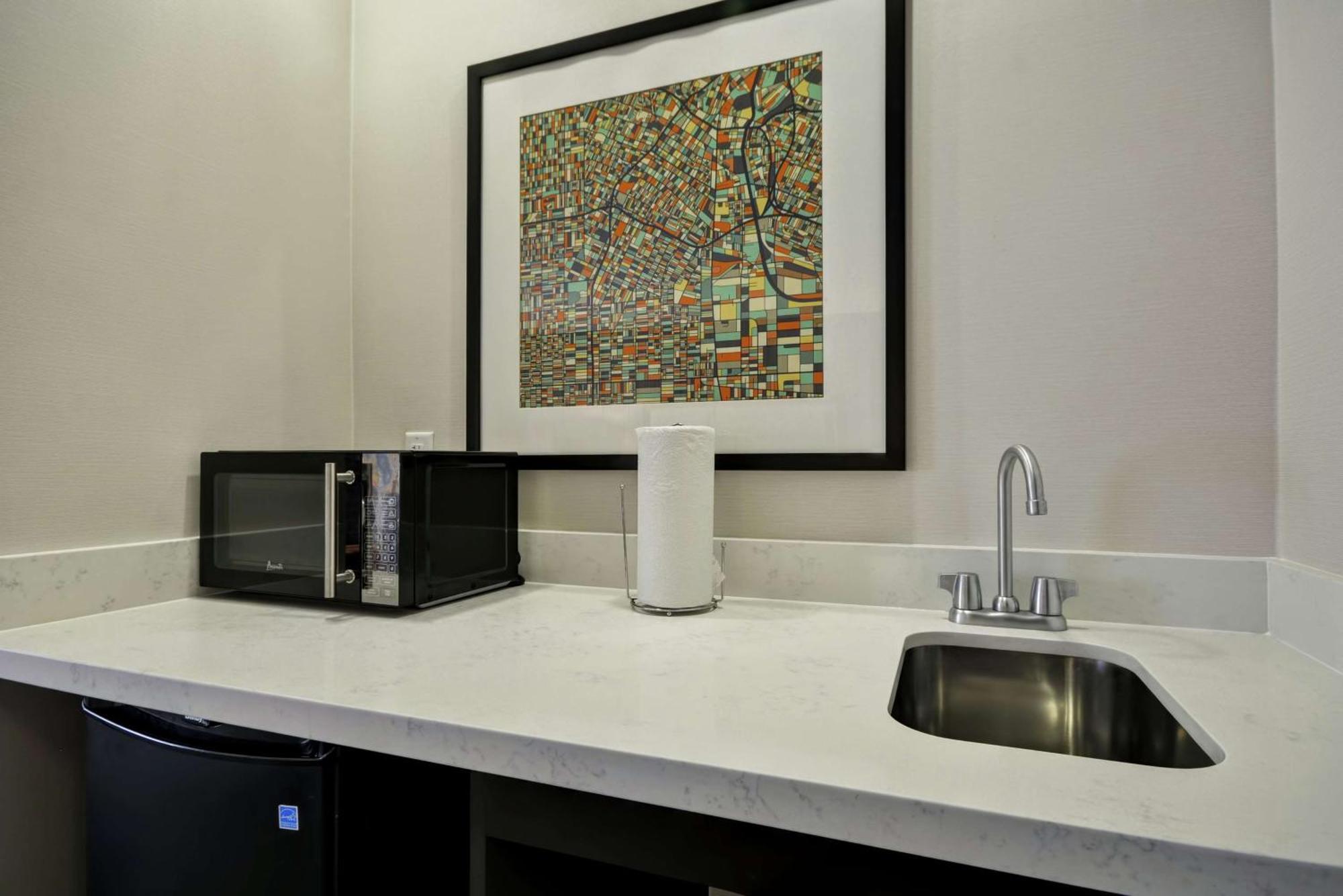 Hampton Inn & Suites Los Angeles Burbank Airport Екстер'єр фото