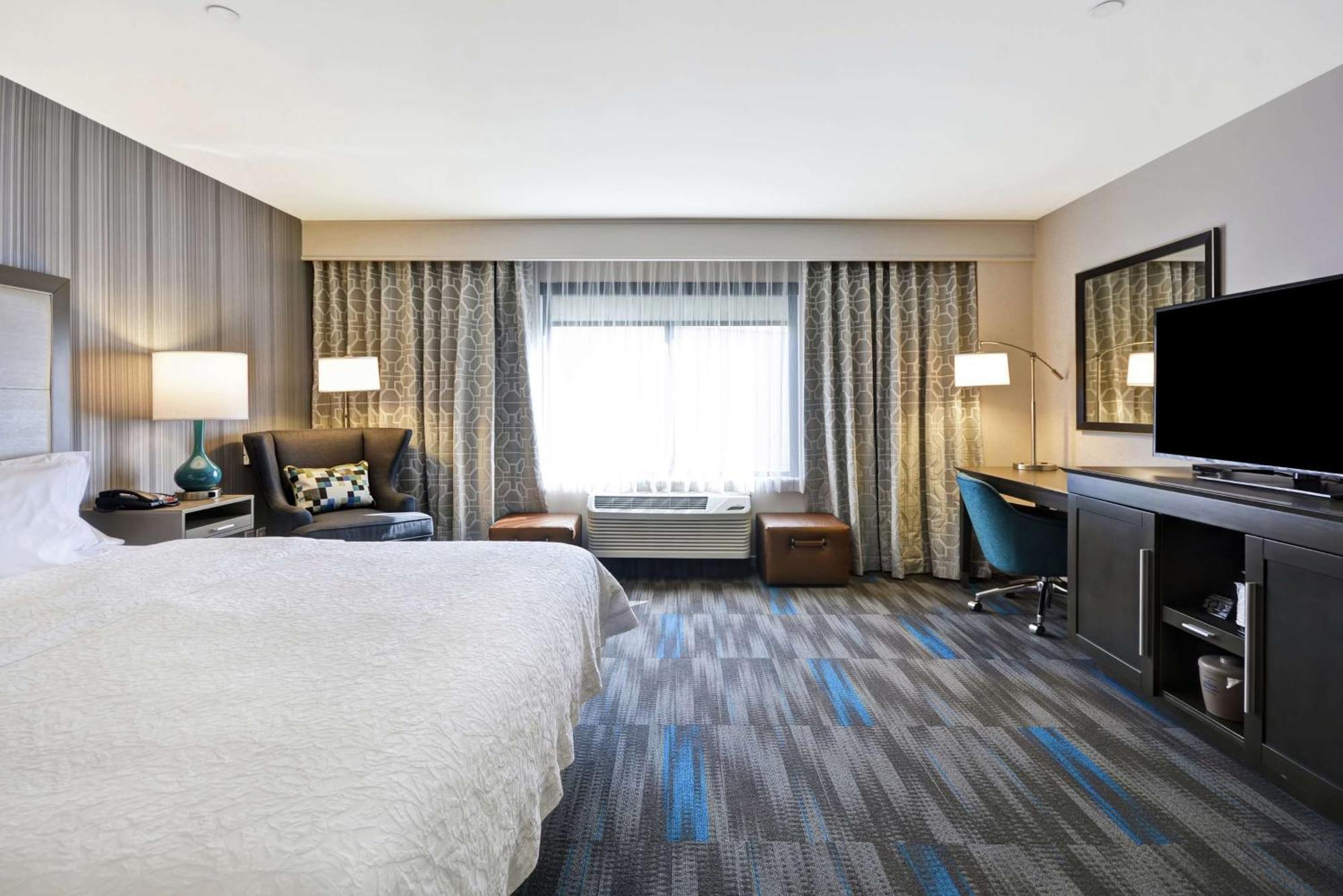 Hampton Inn & Suites Los Angeles Burbank Airport Екстер'єр фото