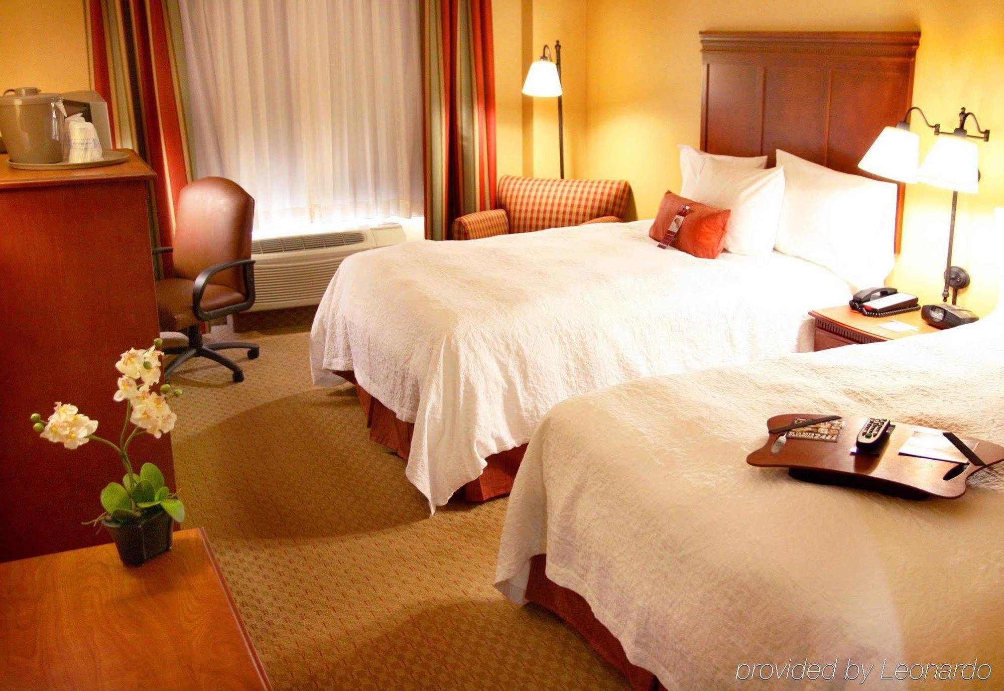 Hampton Inn & Suites Los Angeles Burbank Airport Екстер'єр фото