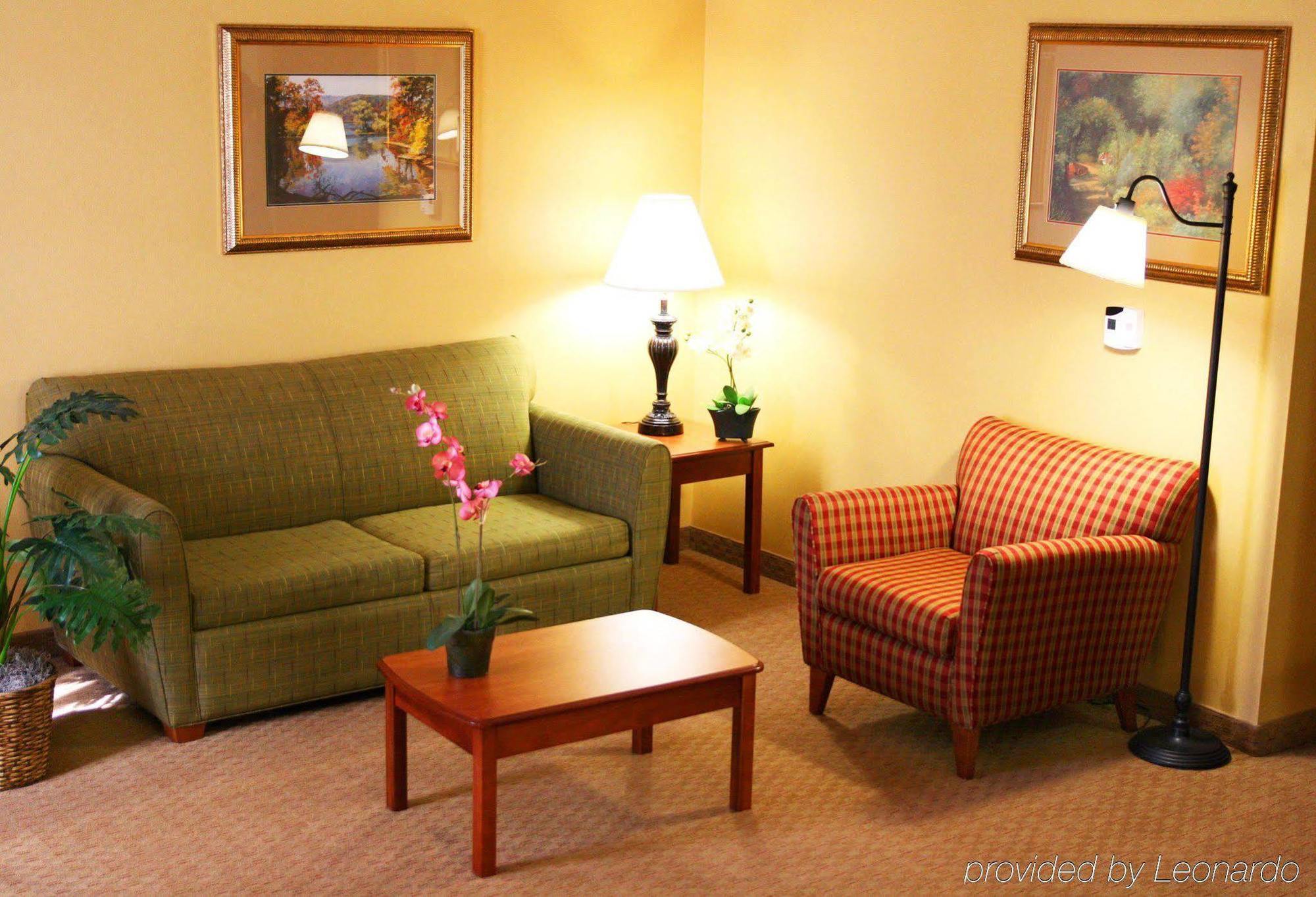 Hampton Inn & Suites Los Angeles Burbank Airport Екстер'єр фото