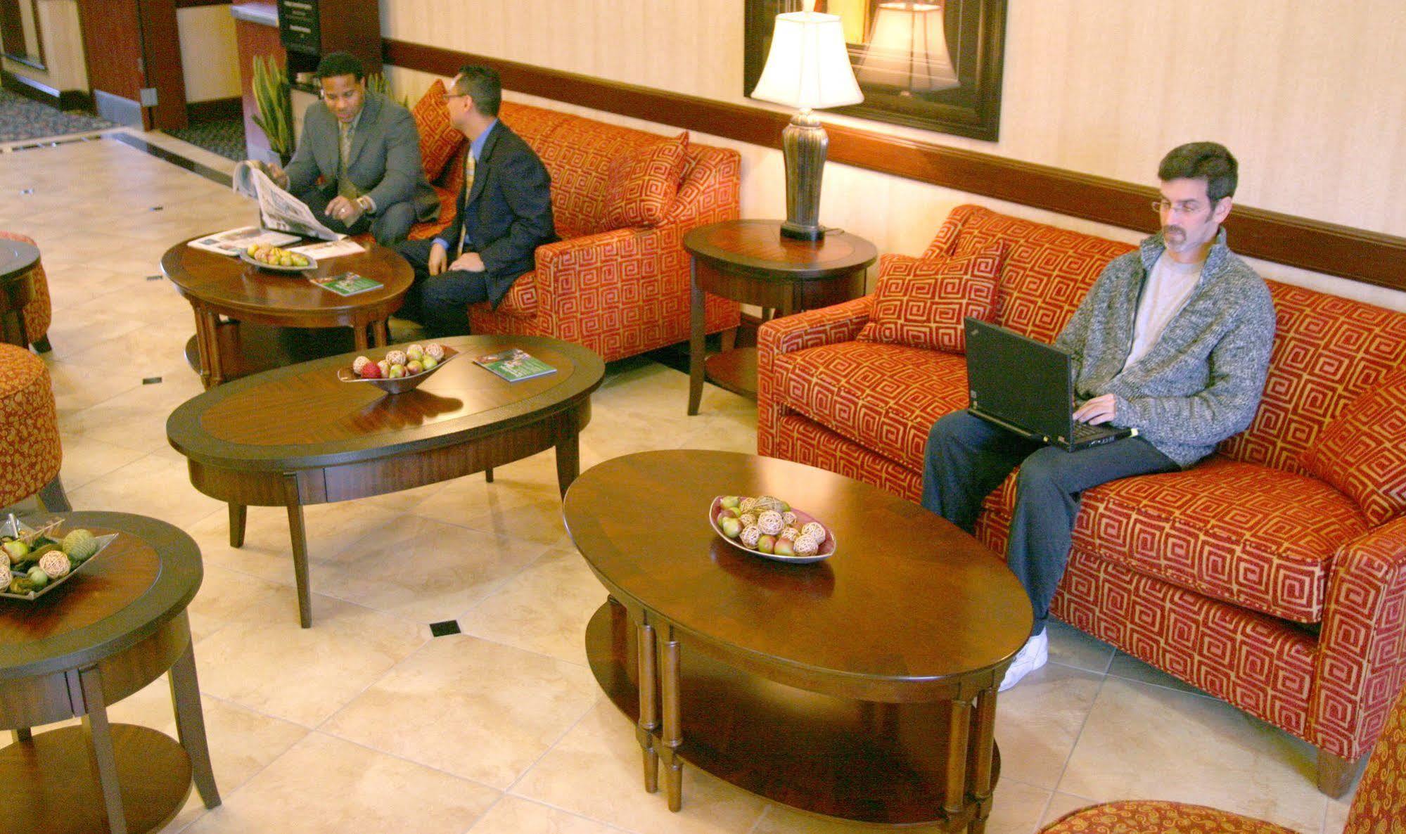 Hampton Inn & Suites Los Angeles Burbank Airport Екстер'єр фото